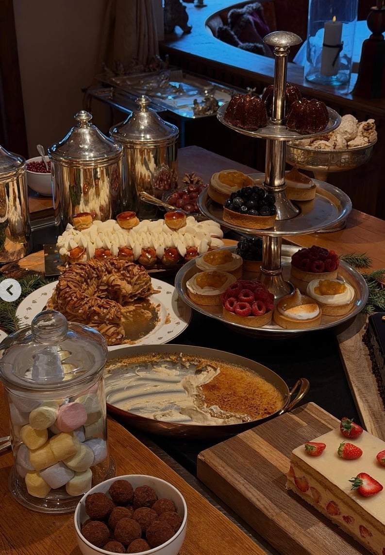 Внучка Софии Ротару отдохнула с россиянкой Внучка Софии Ротару отдохнула с россиянкой