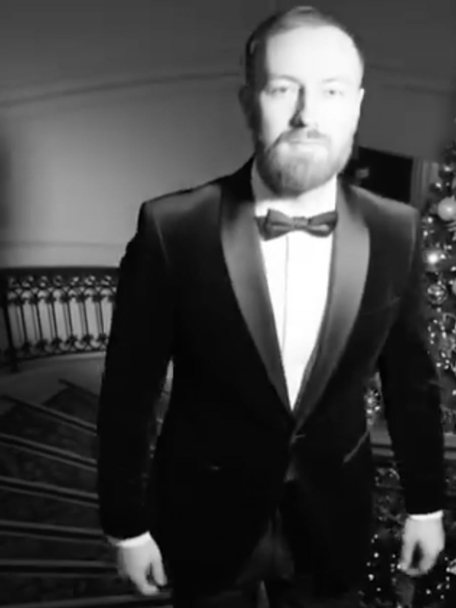 Денис Повалій з'явився в соцмережі 