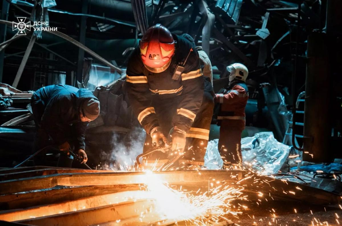 Единственный способ уменьшить негативное влияние ударов РФ по энергетике заключается в создании дополнительной генерации электроэнергии, отметил эксперт