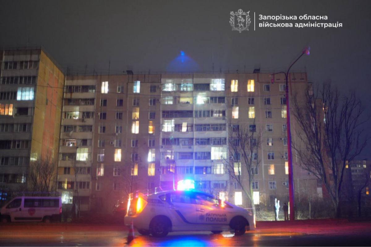 РФ завдала удару по Запоріжжю: спалахнула пожежа, є постраждалі - що відомо