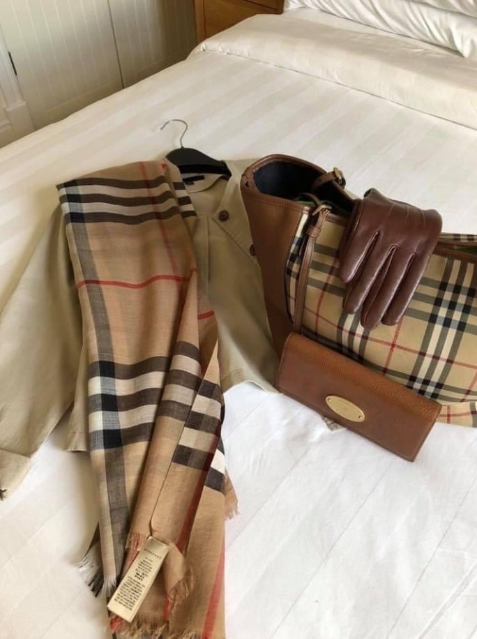 Клітинка Burberry