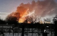 У РФ прильоти після масованих ударів: горять нафтобази у двох областях
