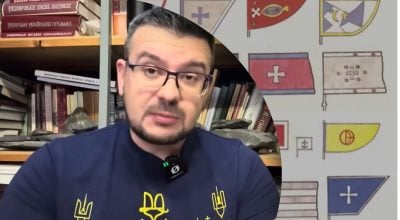 Таємна мова козацьких знамен: що насправді означають півмісяць і зірка