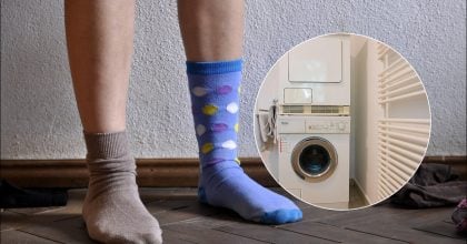 Чому після прання зникає одна шкарпетка і що з цим робити