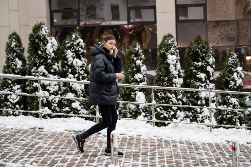 Пригреет до +2 градусов: названа дата, когда в Украину придет оттепель