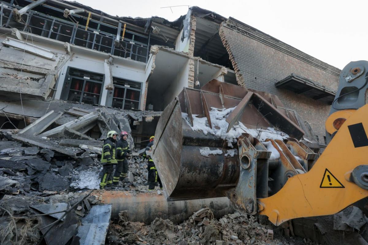 Пошкодження ТЕС внаслідок ворожого обстрілу