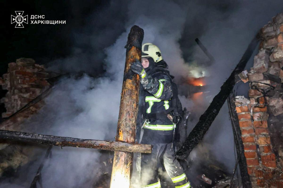 Дрон РФ зруйнував будинок у Богодухові: під завалами загинули троє дітей