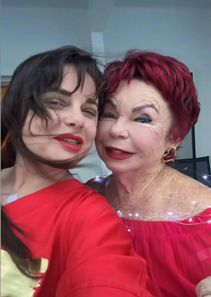 Наташа Корольова своєрідно привітала матір 