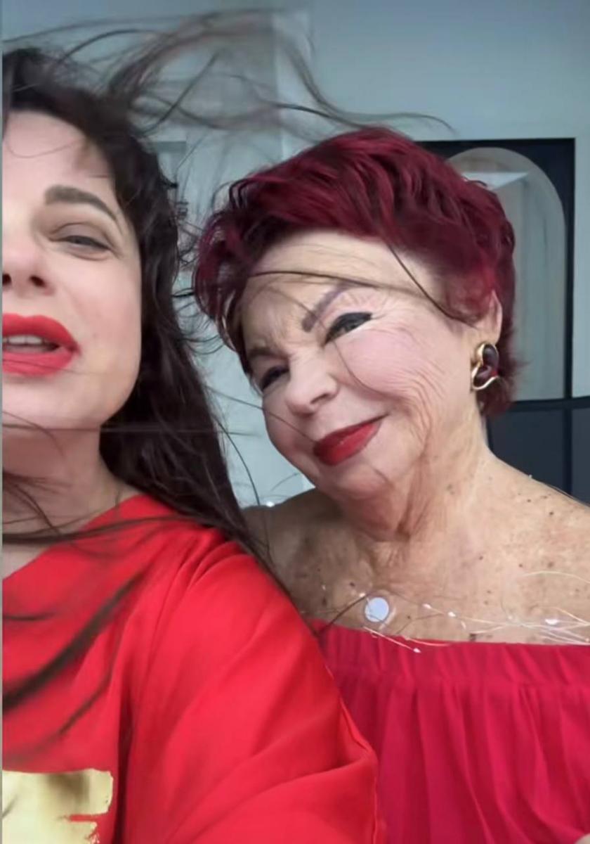 Наташа Корольова своєрідно привітала матір 