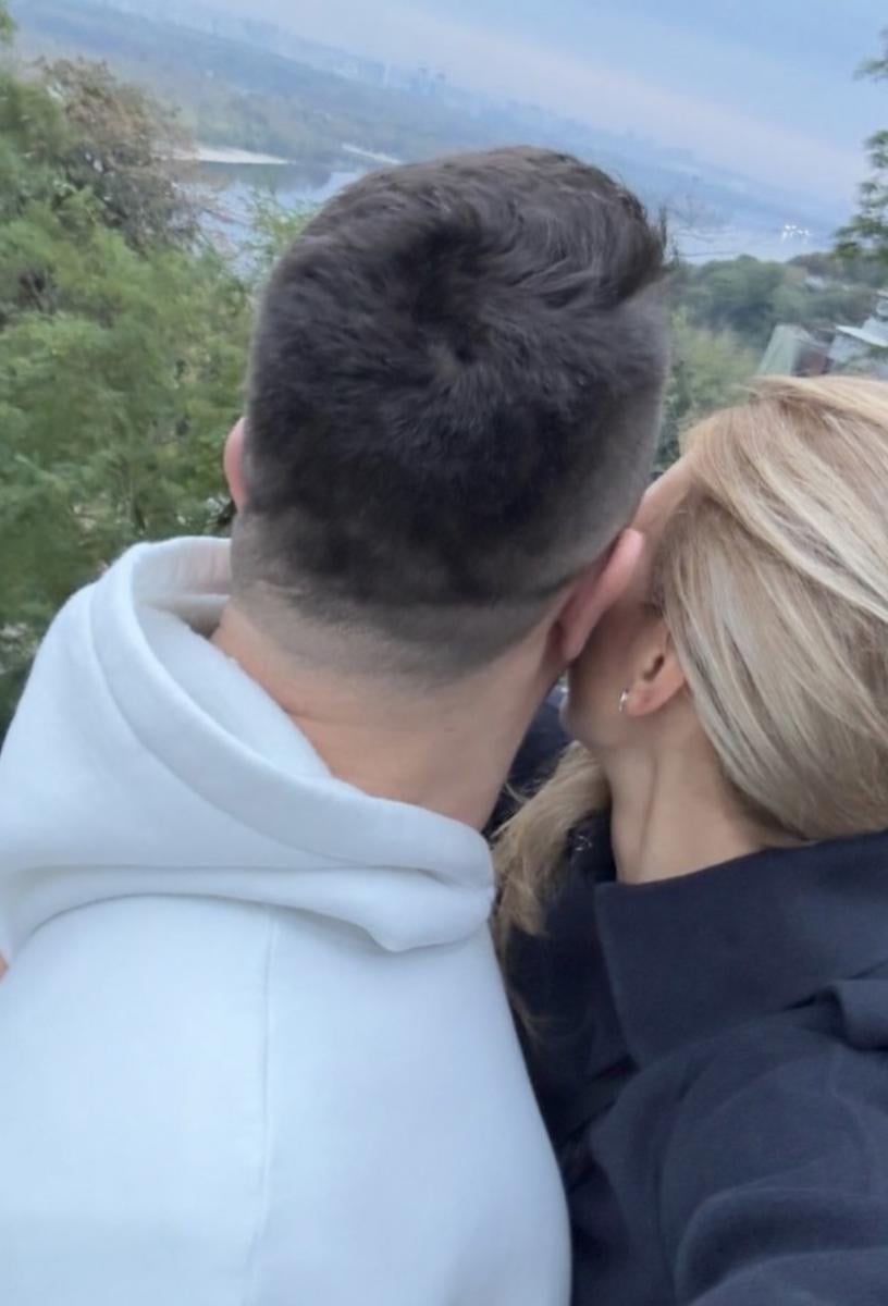 Марина Боржемська показала чоловіка і поміркувала про кохання 