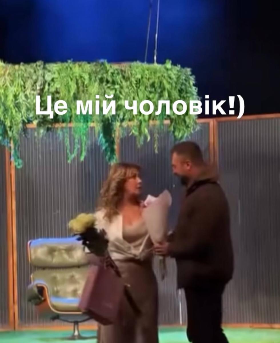 Реакция Елены Кравец на появление мужа