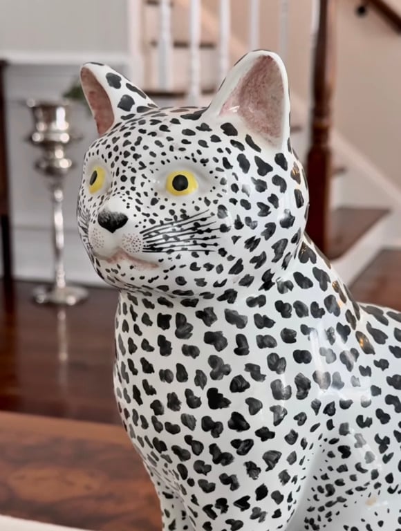 Скульптура кошки оказалась редким коллекционным предметом