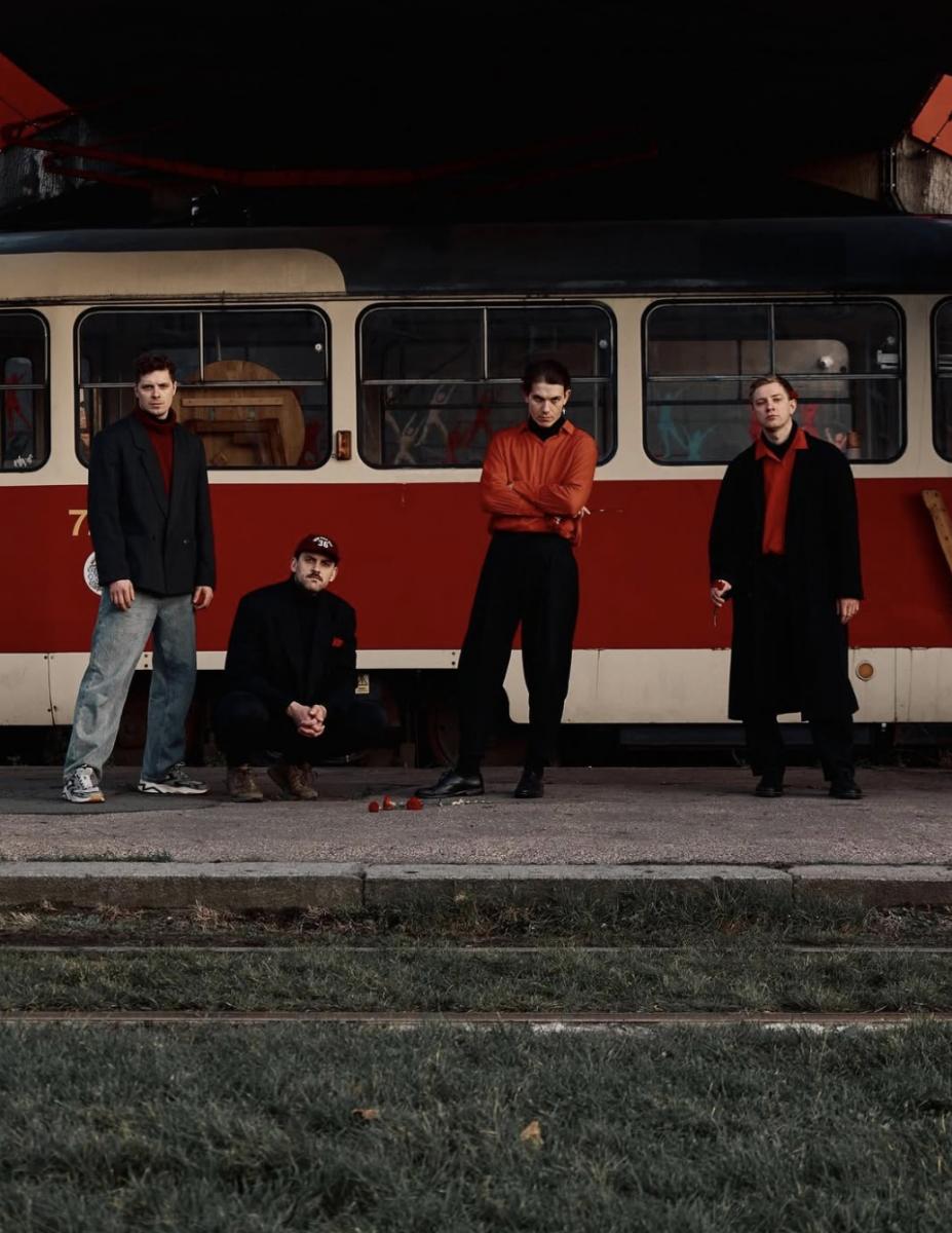 Умер солист группы Shortparis