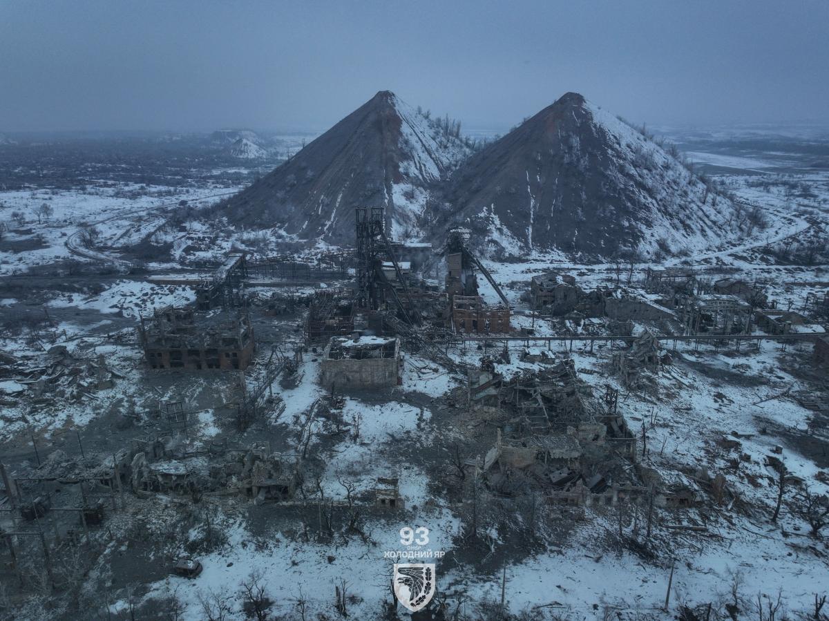 Приклад Покровська, бої за який тривають більше півтора року, показує, що ціна на питання для РФ не важлива, зазначив Жданов 