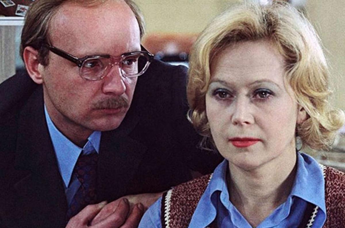 Світлана Немоляєва - Службовий роман