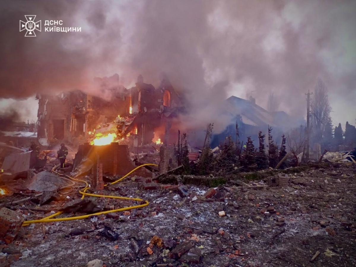 Ликвидация последствий атаки РФ в Киевскую область 22 февраля Ликвидация последствий атаки РФ в Киевскую область 22 февраля