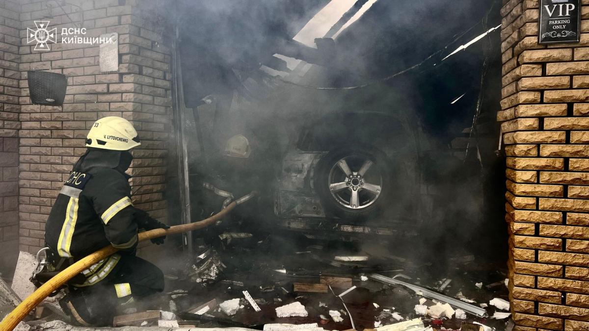 Ліквідація наслідків атаки РФ на Київщину 22 лютого