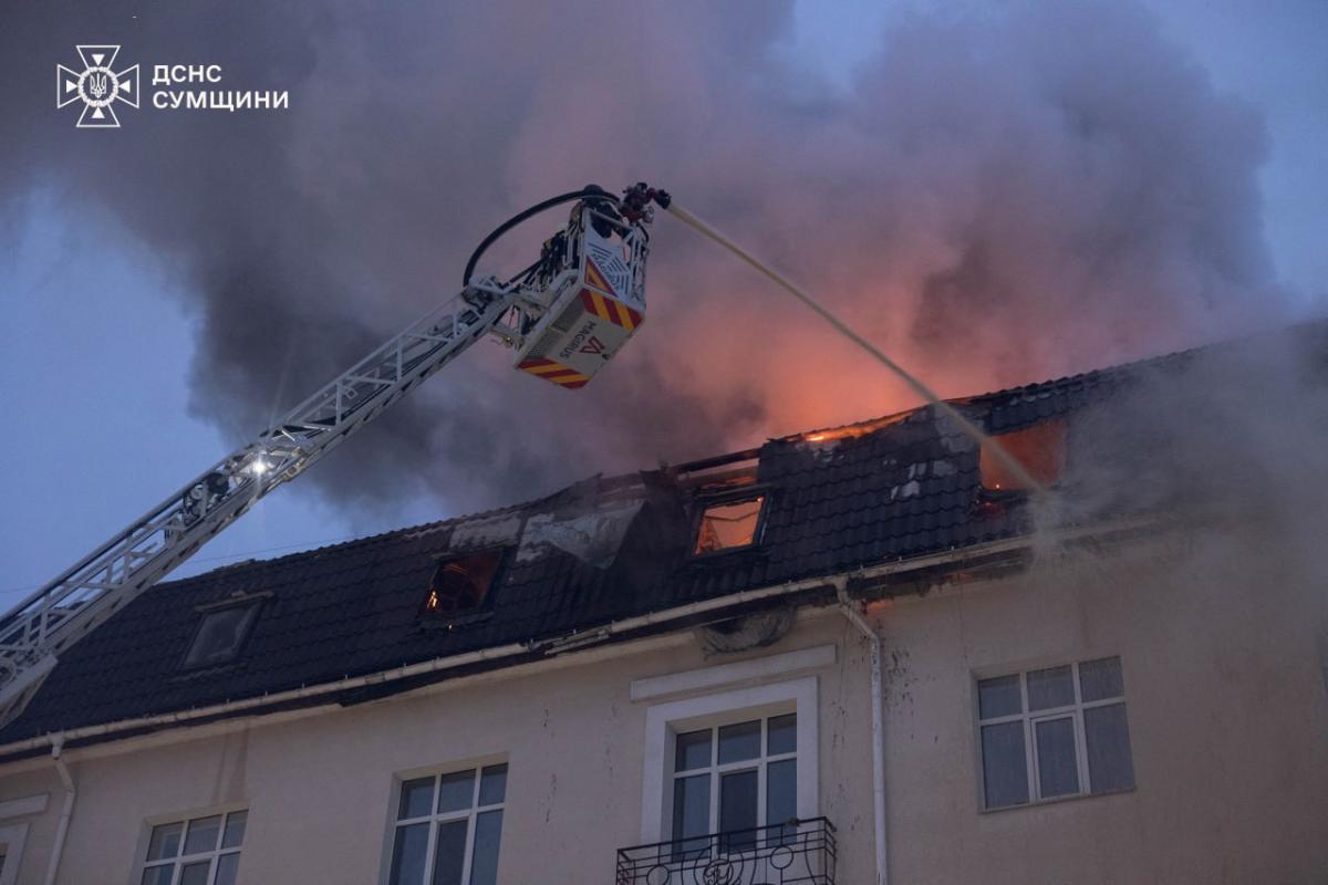 Удар по отелю в Сумах 27 февраля Удар по отелю в Сумах 27 февраля