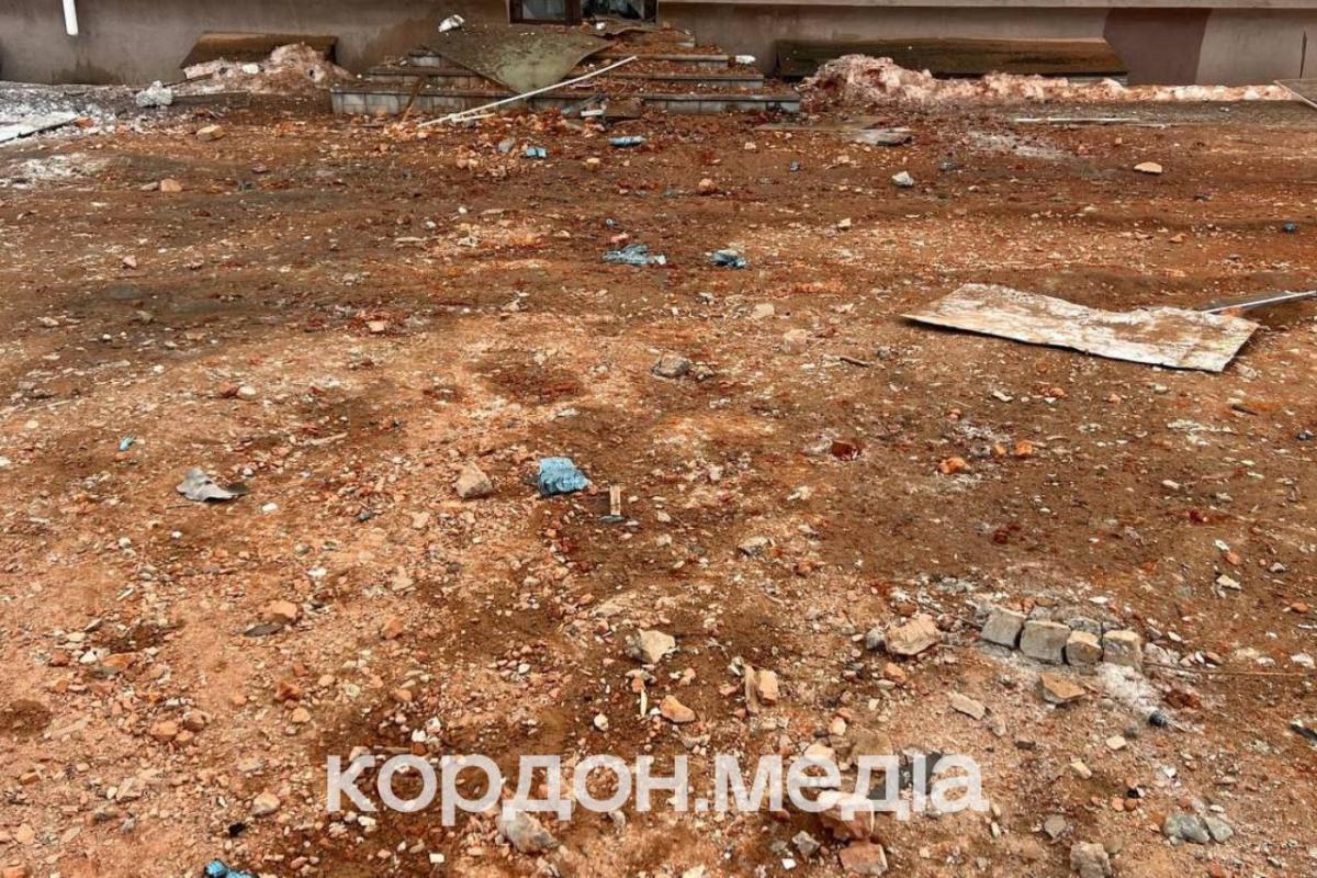 Удар по отелю в Сумах 27 февраля Удар по отелю в Сумах 27 февраля