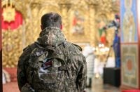 Можно ли убирать в праздник 13 февраля: приметы, которые уберегут от беды