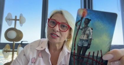 Гороскоп Таро на февраль 2026: Овнам - выбор, Тельцам - траты, Близнецам - деньги