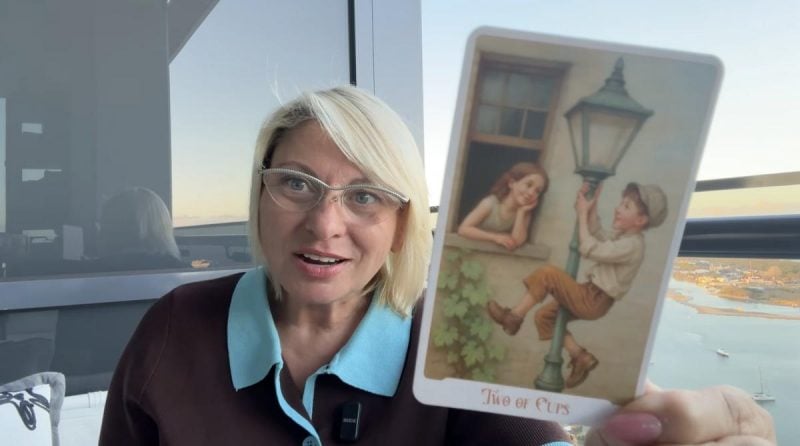 Таро-прогноз на затемнення 17 лютого: у кого почнеться світла смуга, а на кого чекають великі гроші