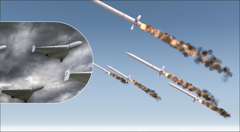 Громкие взрывы, ракеты и "шахиды": Киев под массированной комбинированной атакой