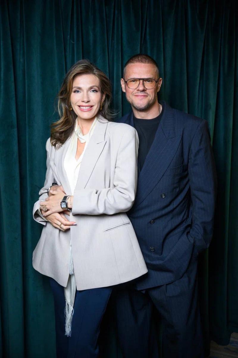 Антонина Паперная с мужем-россиянином Антонина Паперная с мужем-россиянином