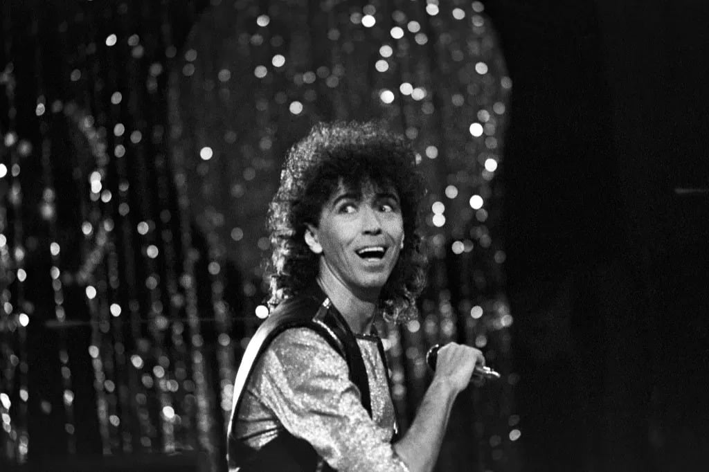 Вызывают смех и одновременно легкий ужас: какие странные прически были модными в СССР