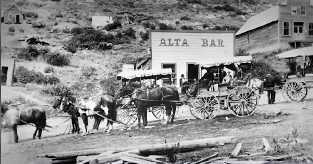 Археологи нашли и попробовали 150-летний алкоголь: что пили на Диком Западе