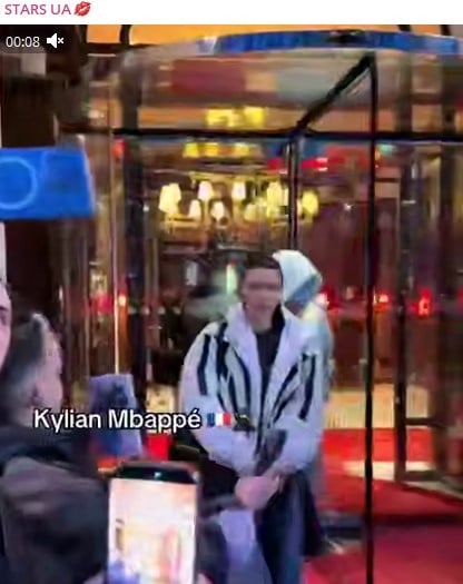 Оксану Самойлову штовхнув Кіліан Мбаппе
