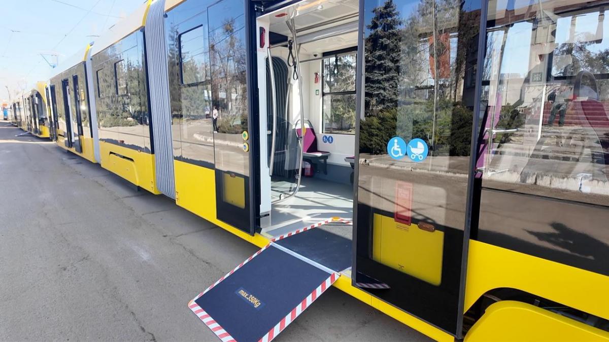 Київ отримав нові трамваї