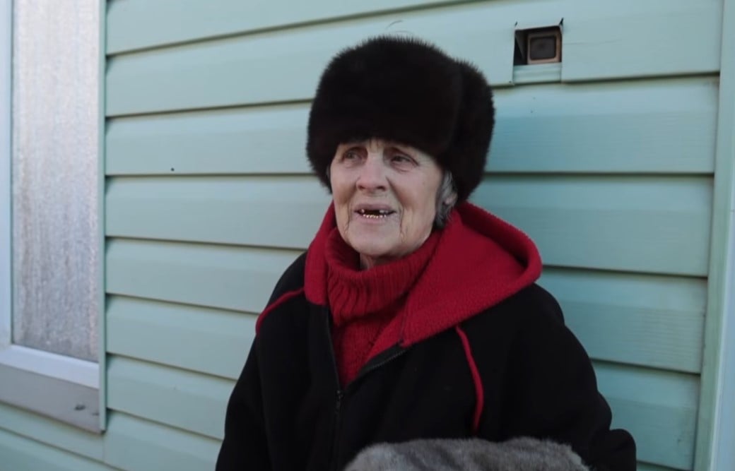 Рідні покинули 73-річну жінку в прифронтовому місті