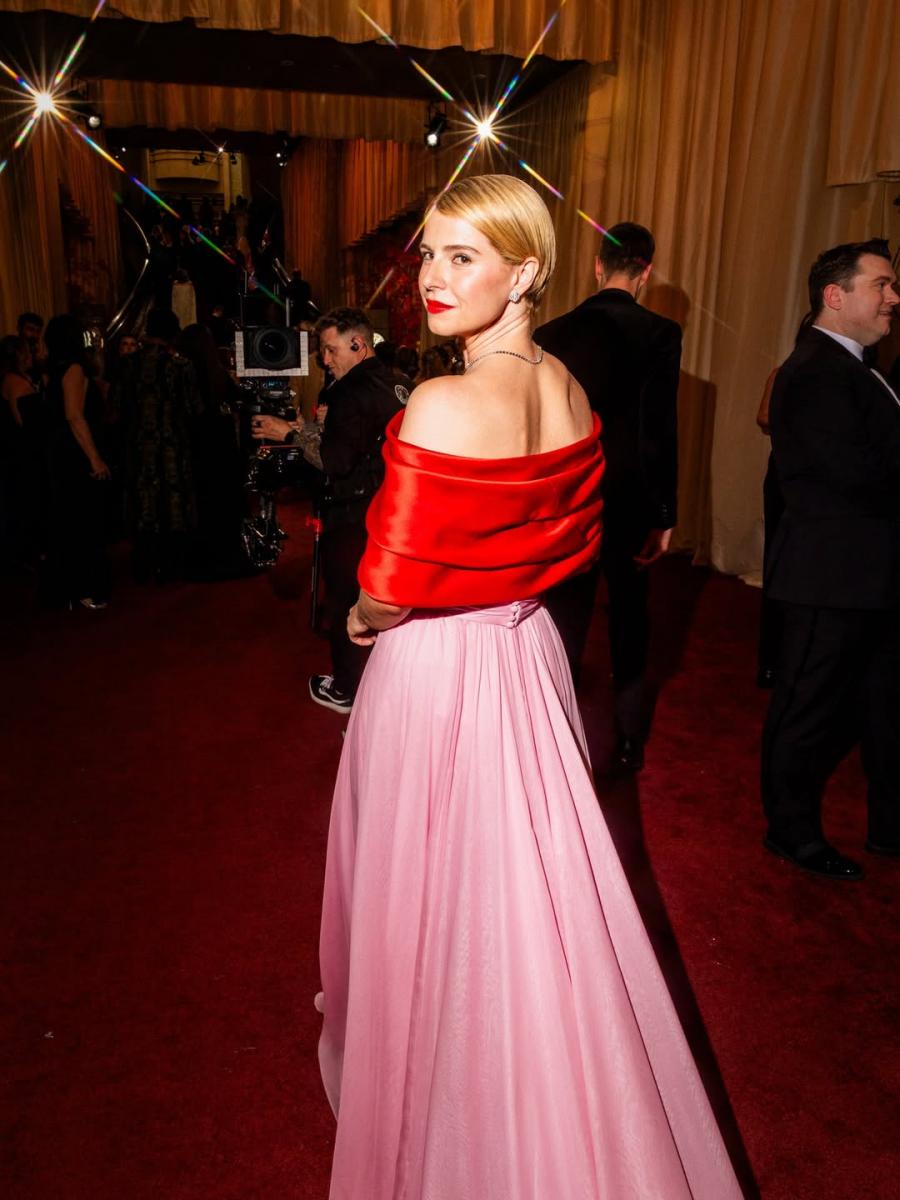 Джессі Баклі Джессі Баклі