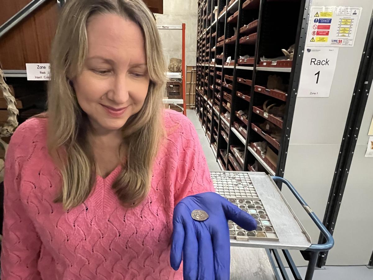 Звичайна здача в автобусі виявилась скарбом: як вона виглядала та чим виявилась