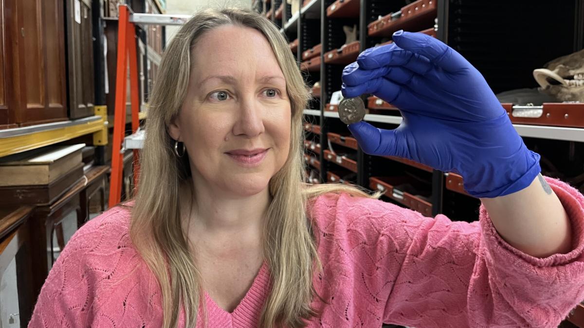 Звичайна здача в автобусі виявилась скарбом: як вона виглядала та чим виявилась