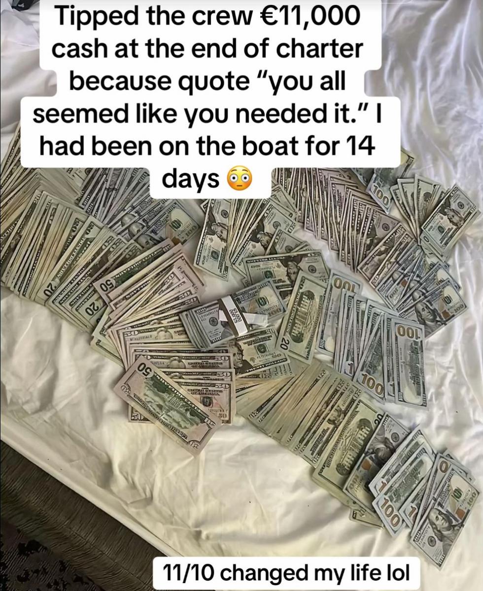 Один із гостей залишив екіпажу щедрі чайові