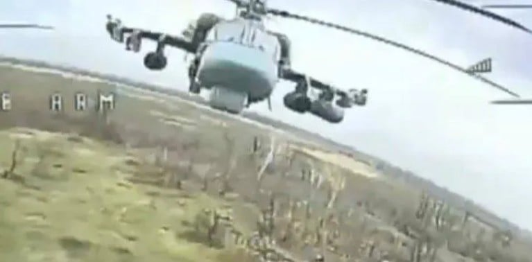 ЗСУ збили FPV-дроном російський гелікоптер ЗСУ збили FPV-дроном російський гелікоптер