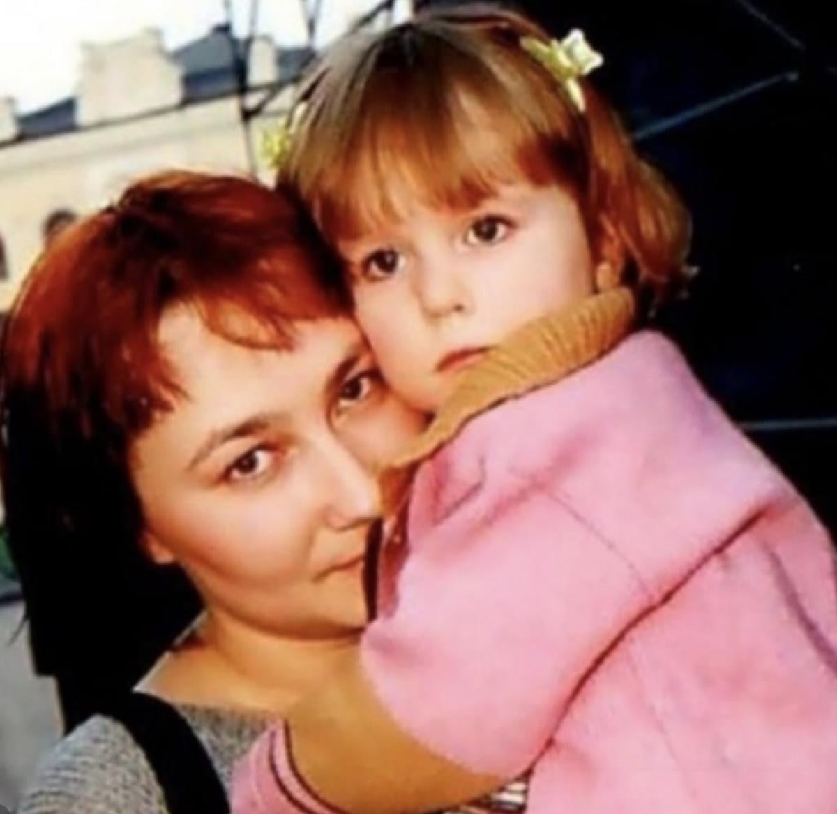 Мозгова ніжно привітала доньку з днем народження Мозгова ніжно привітала доньку з днем народження