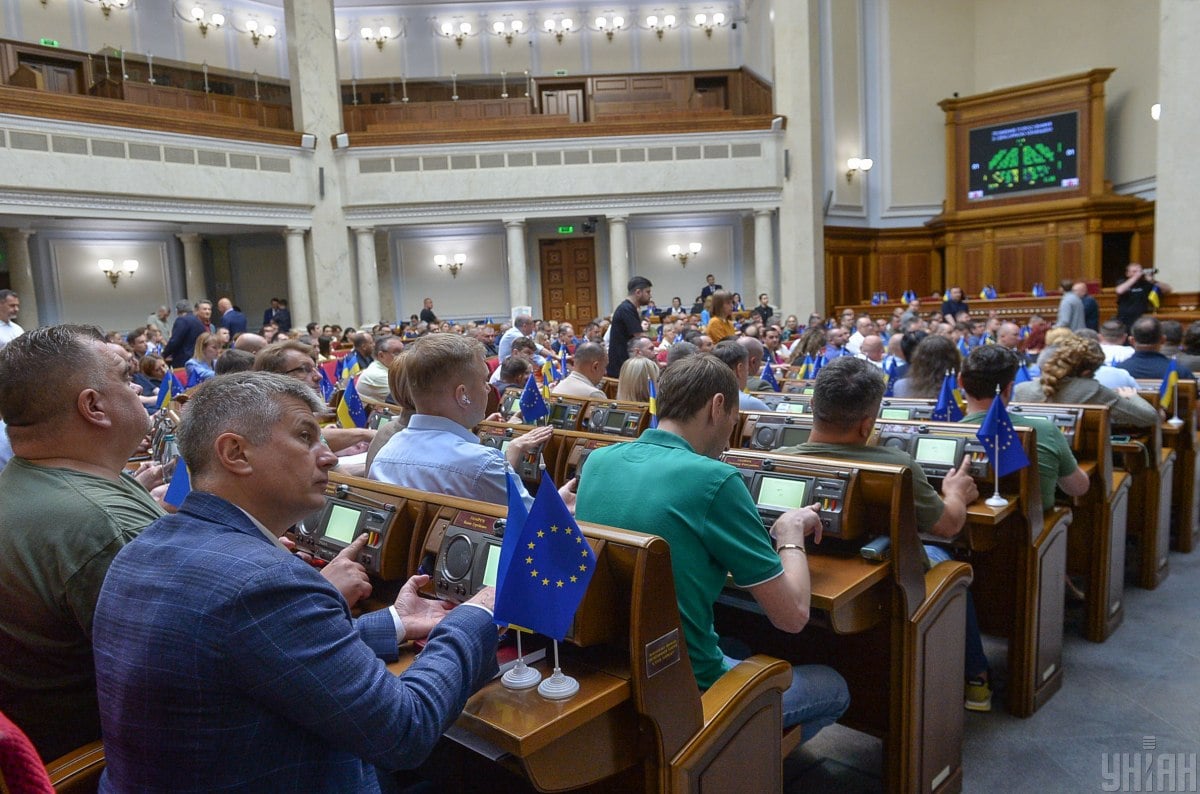 Рада 'заблокована': депутати влаштували демарш та висунули умови, чим це загрожує