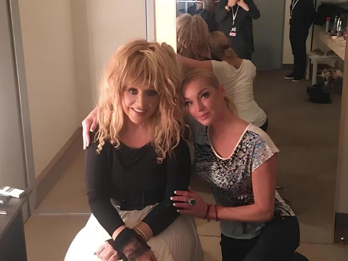 Алла Пугачова, Анастасія Волочкова