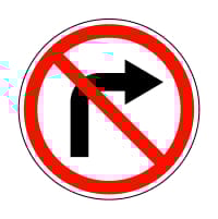 Чи може водій повернути праворуч: тест з ПДР, який 'ламає голову' багатьом