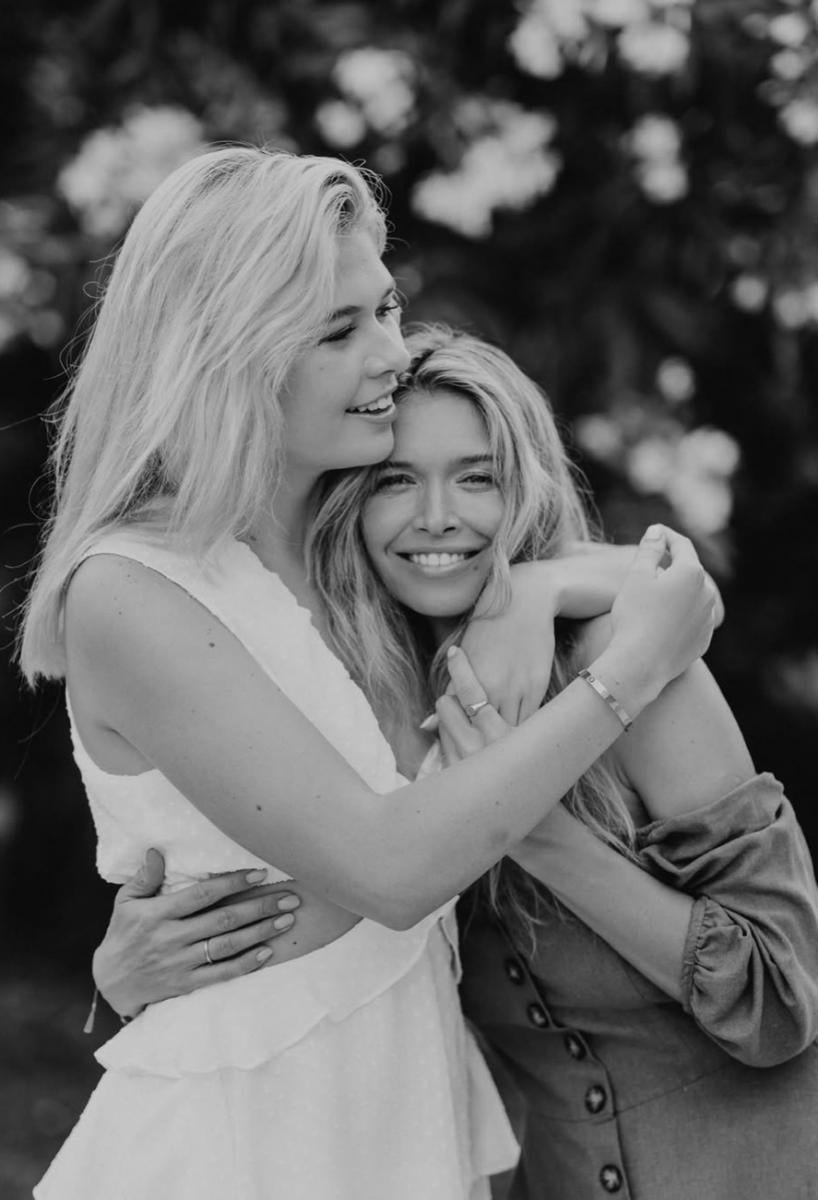 Віра Брежнєва поділилася фотографією своєї дорослої доньки 