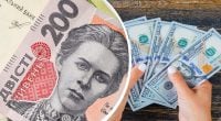 Долар і євро стрімко полетіли вниз: свіжий курс валют на 19 березня