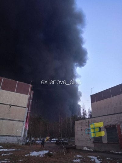 РФ массированно атаковали дроны: в крупнейшем нефтепорту вспыхнул пожар