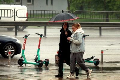 Температура піде вниз: відомо, коли Україну накриють дощі та похолодання