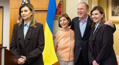 Зеленська засяяла у свіжому образі з експрезидентом США — як повторити