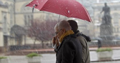 Повернеться сніг із дощем: на Україну насувається циклон, який змінить погоду