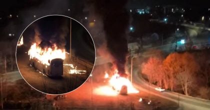 У Львові прогримів гучний вибух, горить автобус – перші подробиці
