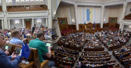 В Україні ввели нові правила роботи на держслужбі — що зміниться для чоловіків